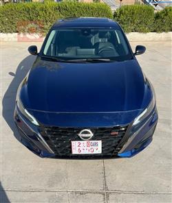 نيسان ألتيما